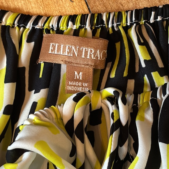 Ellen Tracy Women’s Black and yellow patterned balloon sleeve blouse size m - Picture 6 of 7